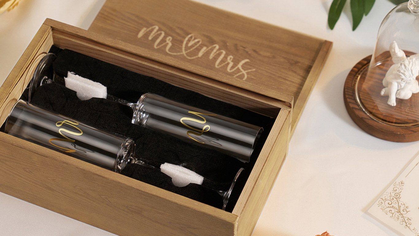 mr and mrs champagne flutes (5)